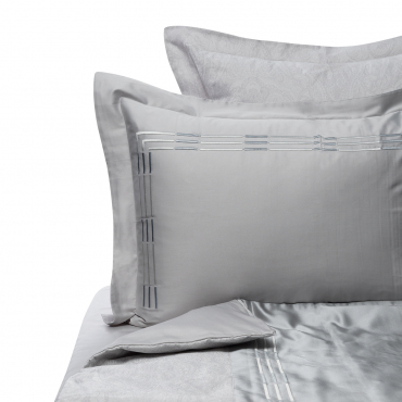 Комплект постельного белья серый "Embroidery", 4 предмета, евростандарт